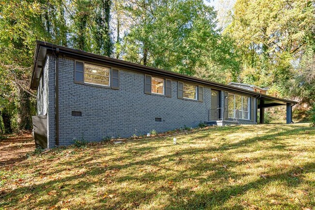 Building Photo - 5726 Southwick Ct SW