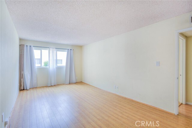 Building Photo - 125 S Sierra Madre Blvd