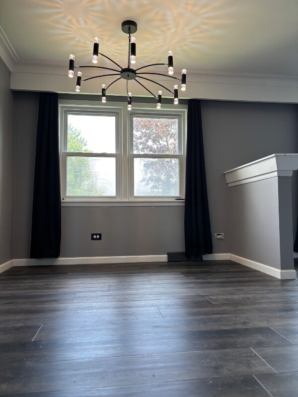 Building Photo - 10624 Mayfield Ave