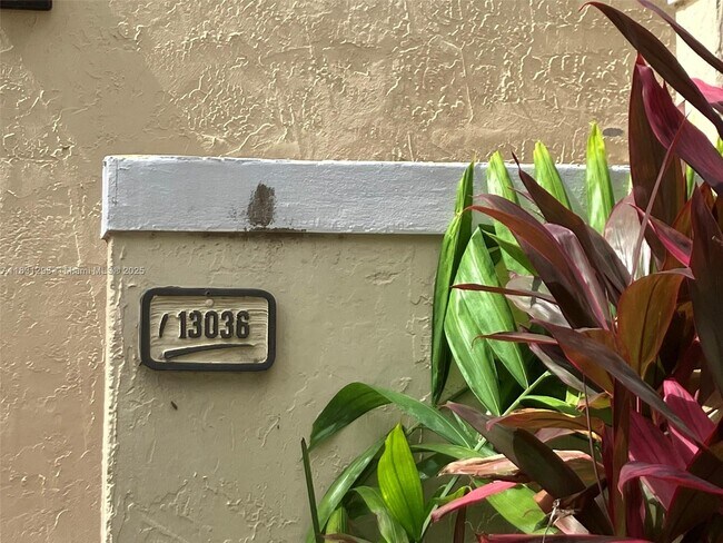 Building Photo - 13036 SW 88th Terrace N