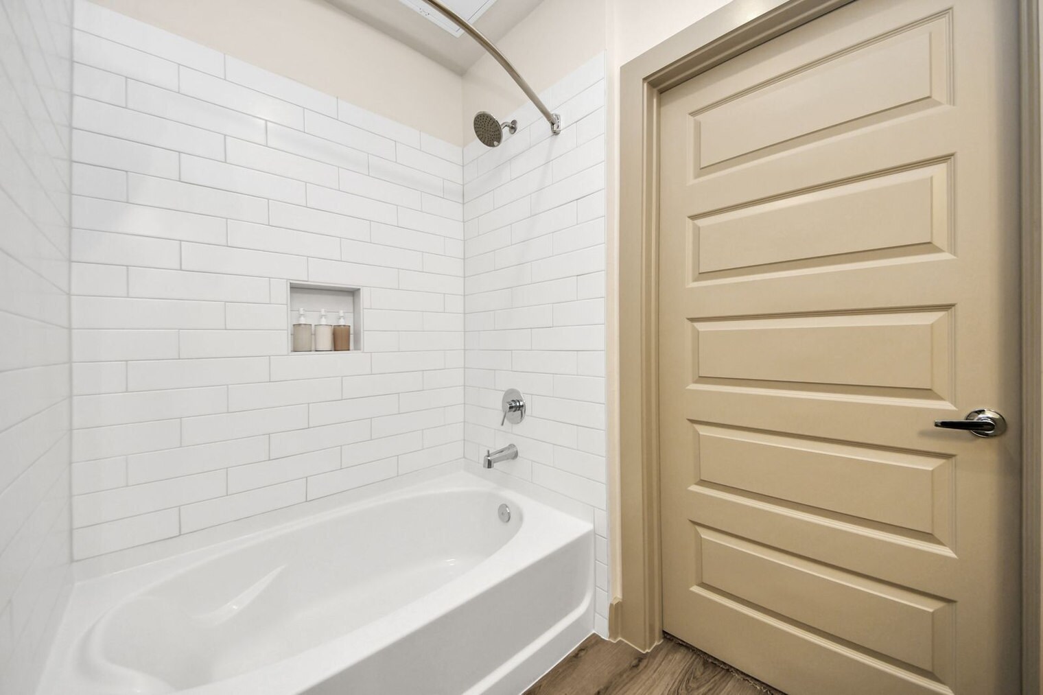 Building Photo - 18210 Park Row Blvd