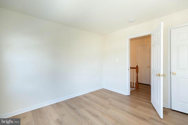 Building Photo - 341 Bullskin St