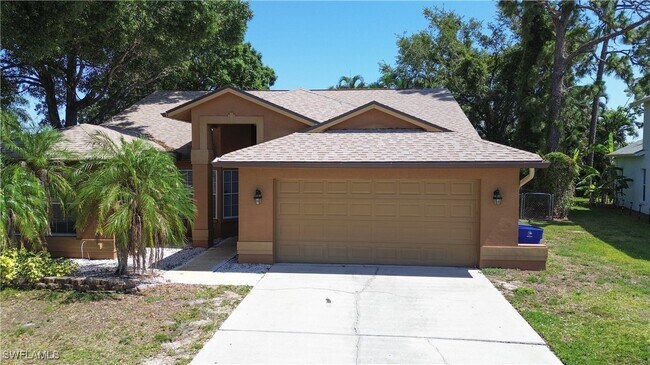 Building Photo - 9511 Cypress Dr N