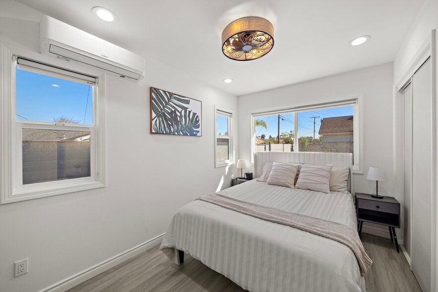 Building Photo - 5595 Heil Ave