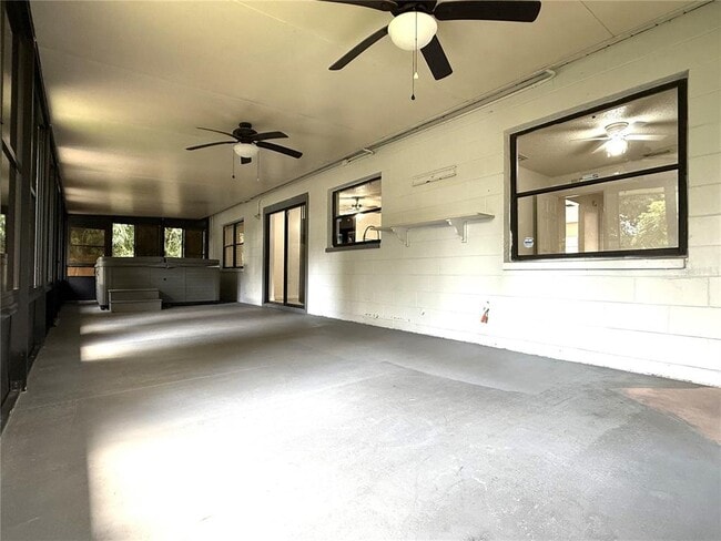 Building Photo - 2944 58th Ave N