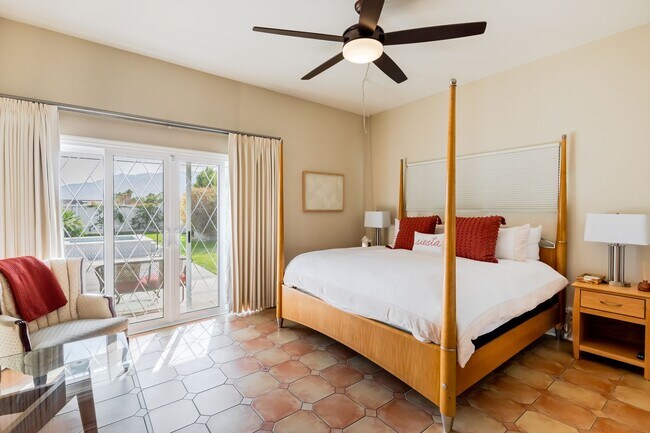 Building Photo - Movie Colony Oasis - Peaceful, Walk to Downtown (Monthly Only - No Long Term)