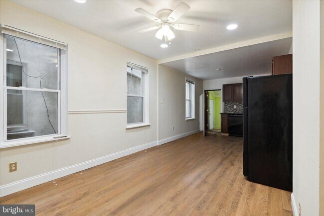 Building Photo - 1723 Willington St