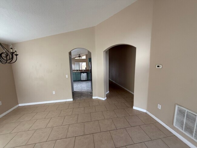 Building Photo - 3052 Wild Pepper Ave