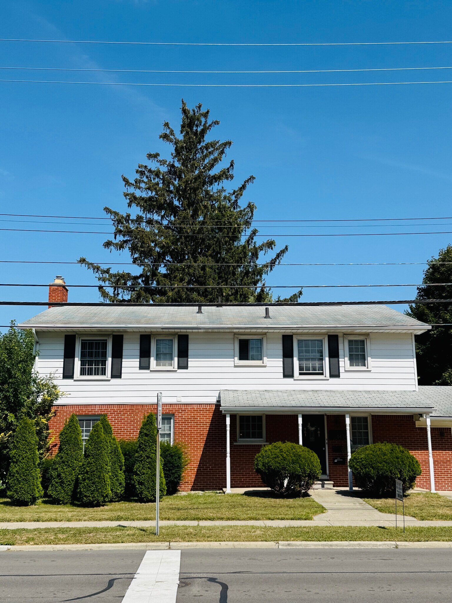 Building Photo - 1414 Crooks Rd