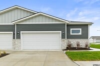Building Photo - 12859 S 45th Ter
