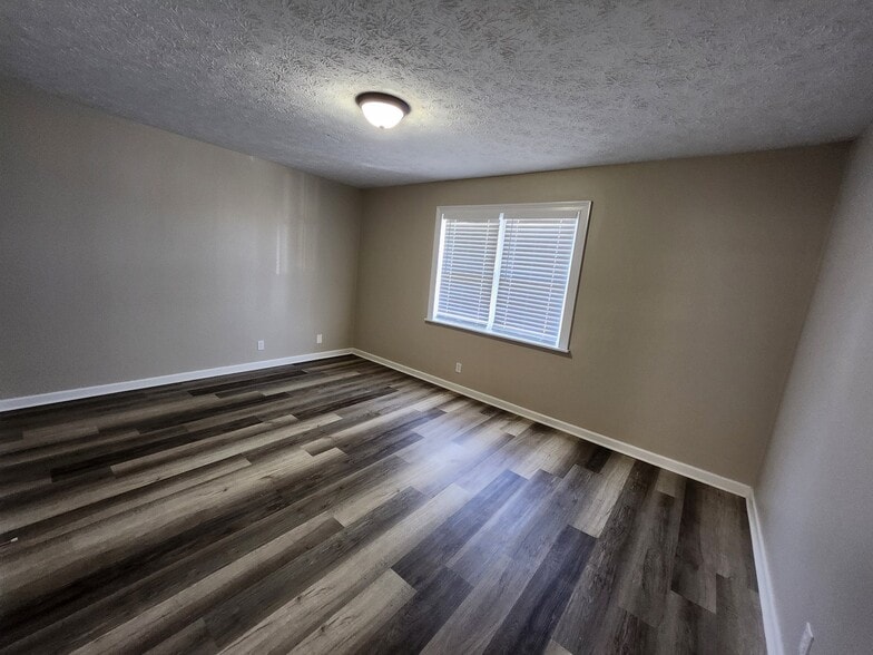 Building Photo - 373 Stone Mountain St