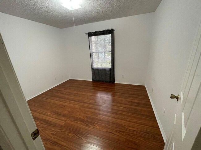 Building Photo - 12821 Lower River Blvd