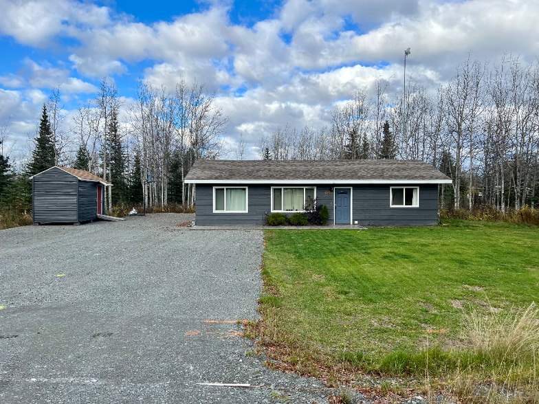 Building Photo - 48160 Rustic Ave