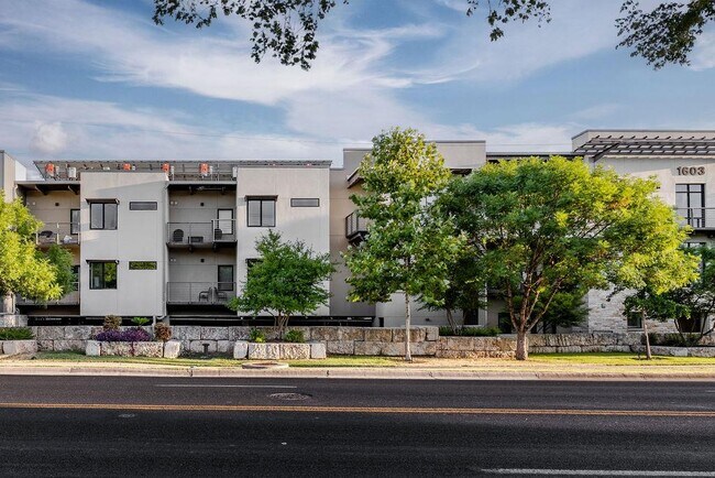 Building Photo - 1603 Enfield Rd
