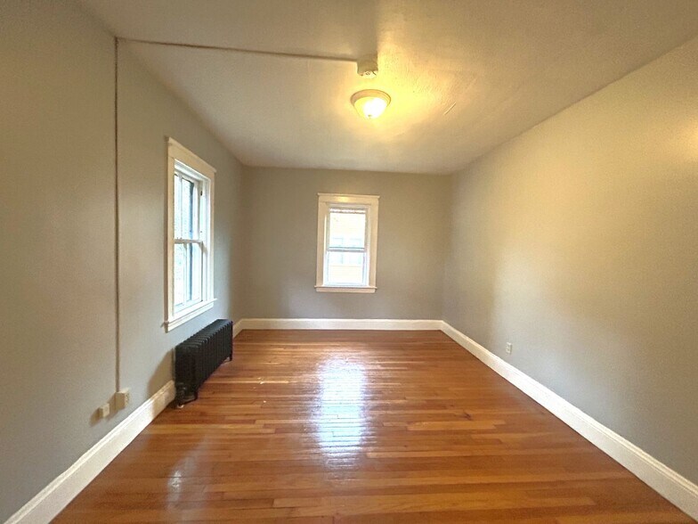 Building Photo - 20 Hudson St