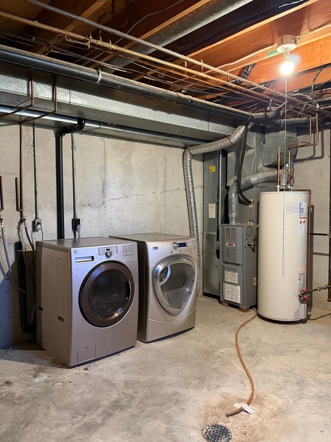 Building Photo - 11631 Garnett St