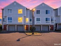 Building Photo - 1423 Quinnipiac Ave
