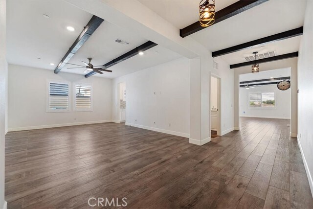 Building Photo - 25858 Oak Spgs Ct