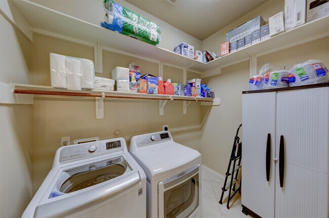 Building Photo - 13506 White Cloud Ct