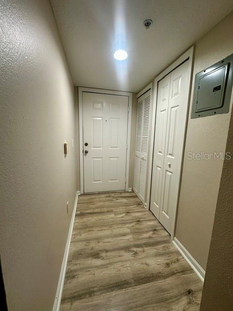 Building Photo - 725 Crest Pines Dr