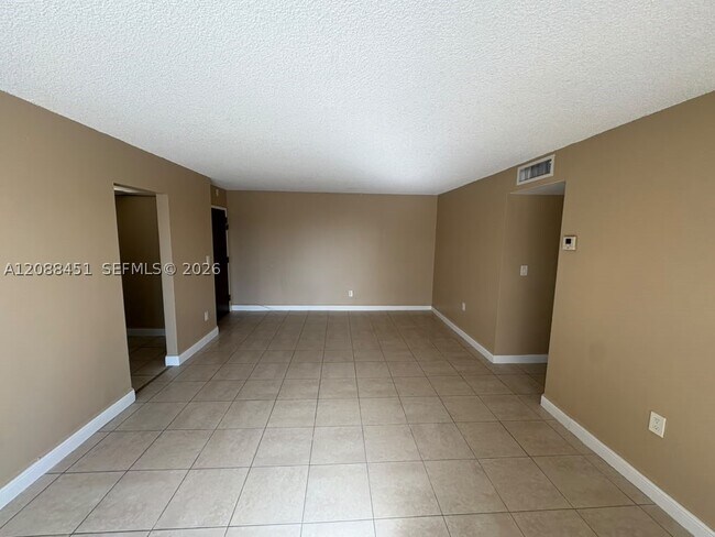 Building Photo - 488 NW 165th St