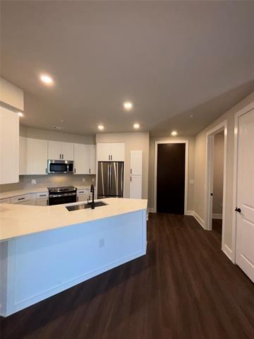 Primary Photo - 3255 Carlisle St