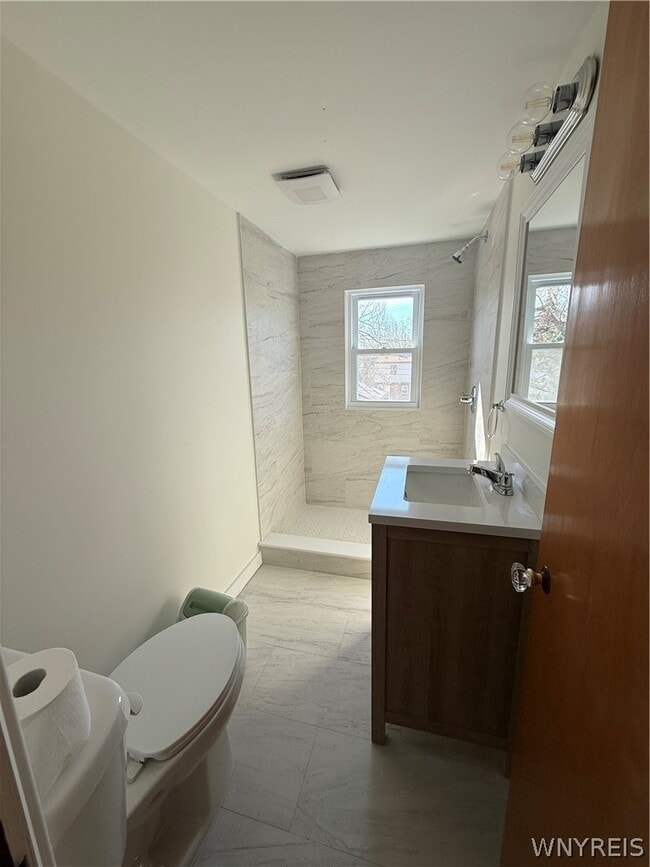 Building Photo - 77 Balbach Dr