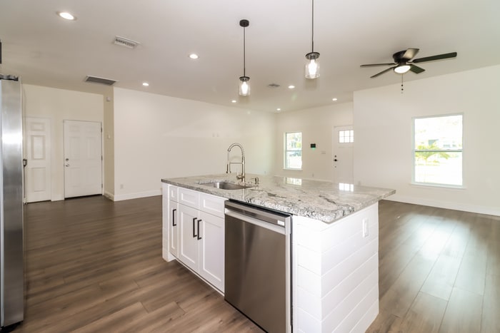 Building Photo - 2001 E Wood St