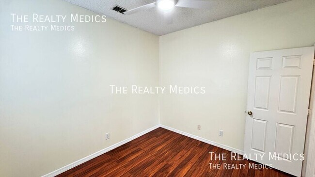 Building Photo - 13628 Tetherline Trail