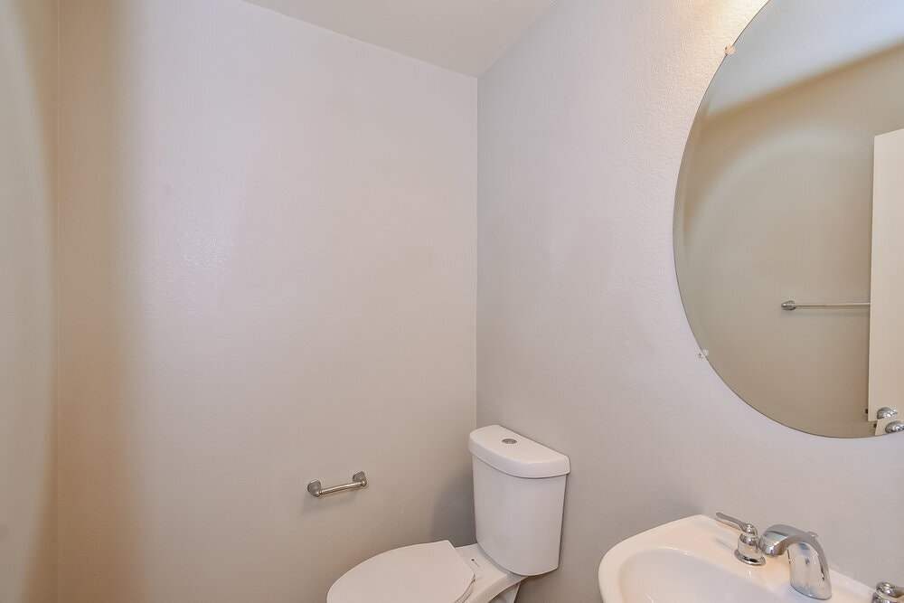 Building Photo - 8257 Begonia Blush Dr
