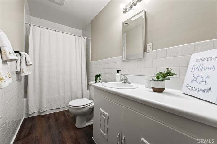 Building Photo - 5630 Challen Ave