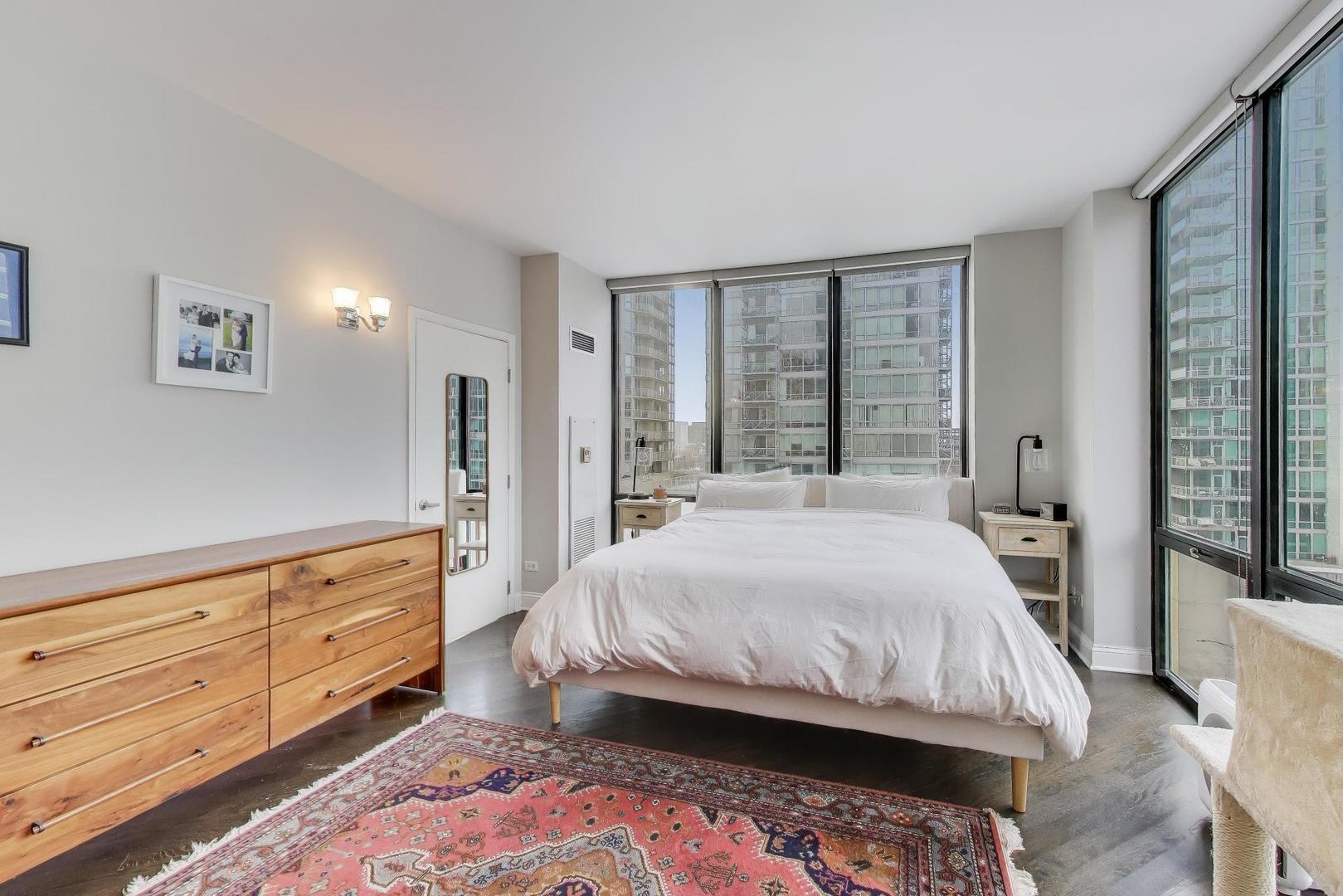 Building Photo - 435 W Erie St