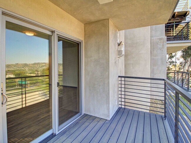 Building Photo - 2612 Corralitas Dr