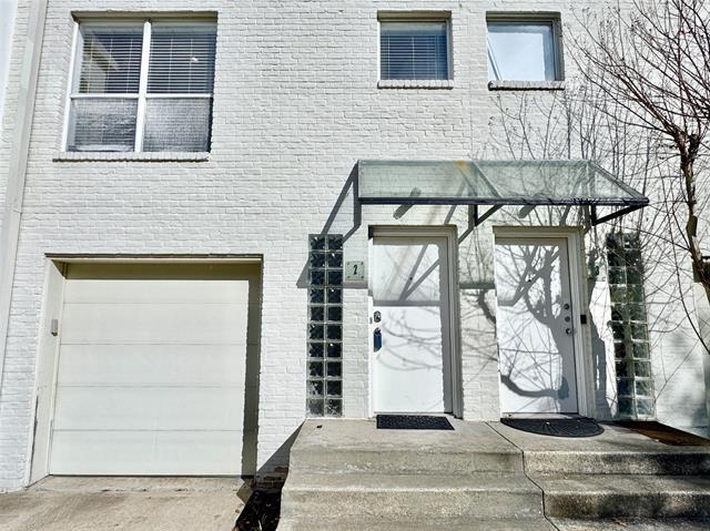 Building Photo - 4134 Travis St