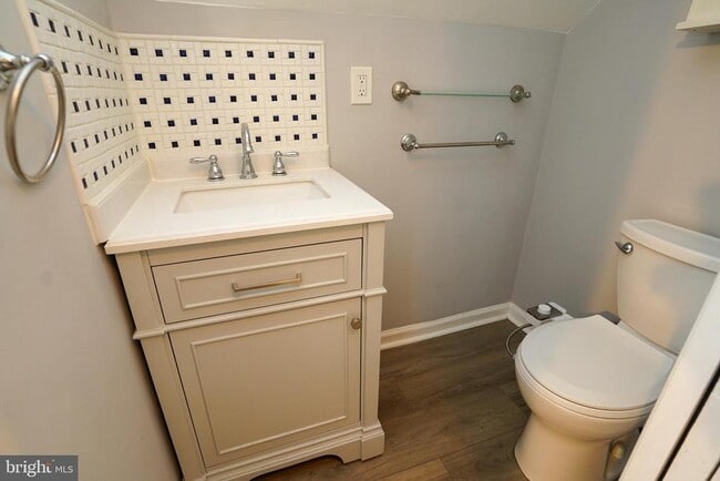 Building Photo - 115 Stevens Rd