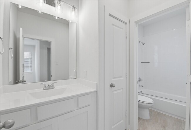 Building Photo - 3220 Loam Ln