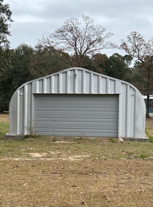 Building Photo - 44270 Doc Hyde Rd