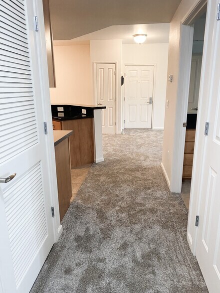 Building Photo - 1450 Idlewild Dr