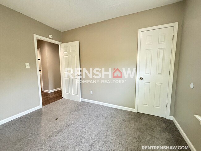 Building Photo - 1272 Semmes St