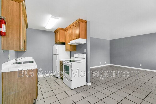 Building Photo - 1529 23rd St