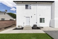 Building Photo - 10 W Trafford St