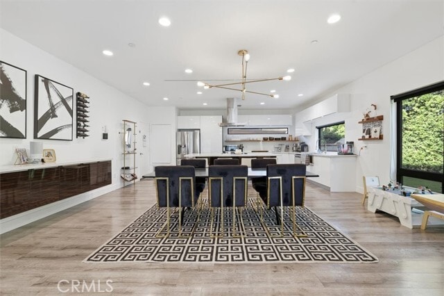 Building Photo - 5487 Blanco Way