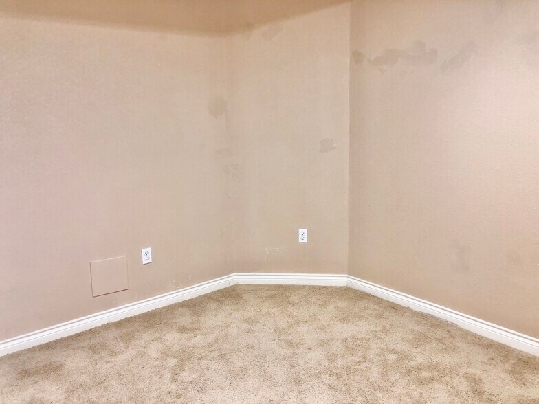 Second Bedroom - 502 Stardance Way