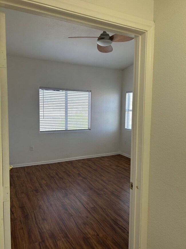 Building Photo - 1-Bedroom Condo in Gated Green Valley Community – Henderson