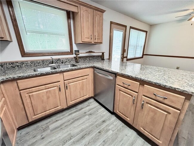 Building Photo - 7040 Sand Wedge Cir