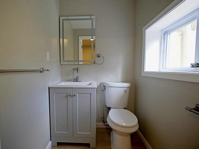 Building Photo - 1961 N Croskey St