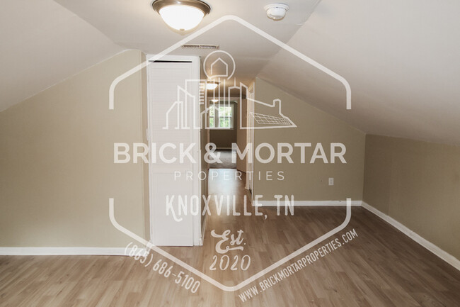 Building Photo - 2611 Edgewood Ave