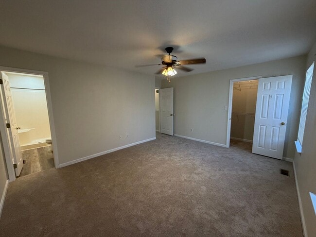 Building Photo - Long Point