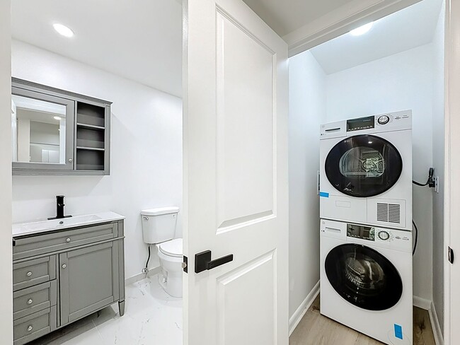 Building Photo - Beautiful 2 bedroom 2 bath Condo in Boca Raton, close to FAU