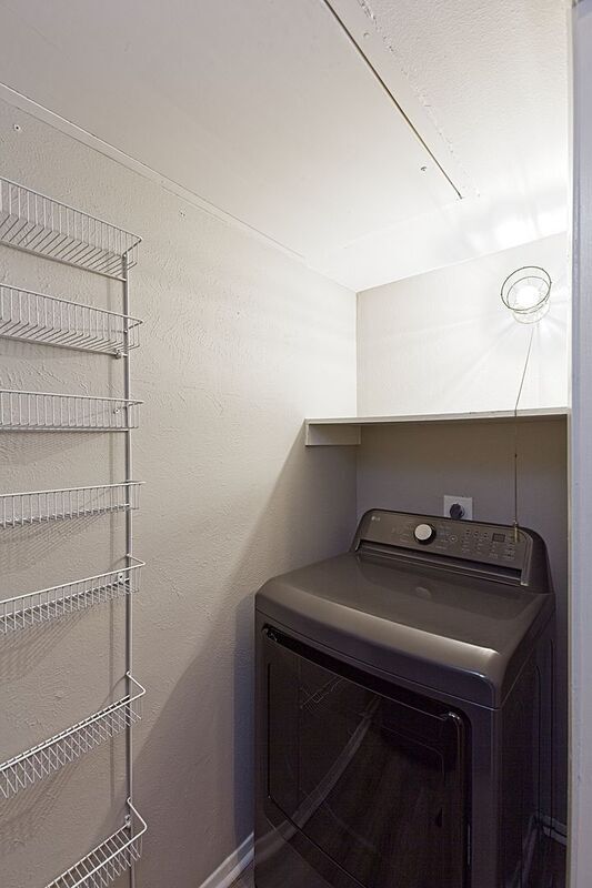 Building Photo - 4800 Northway Dr